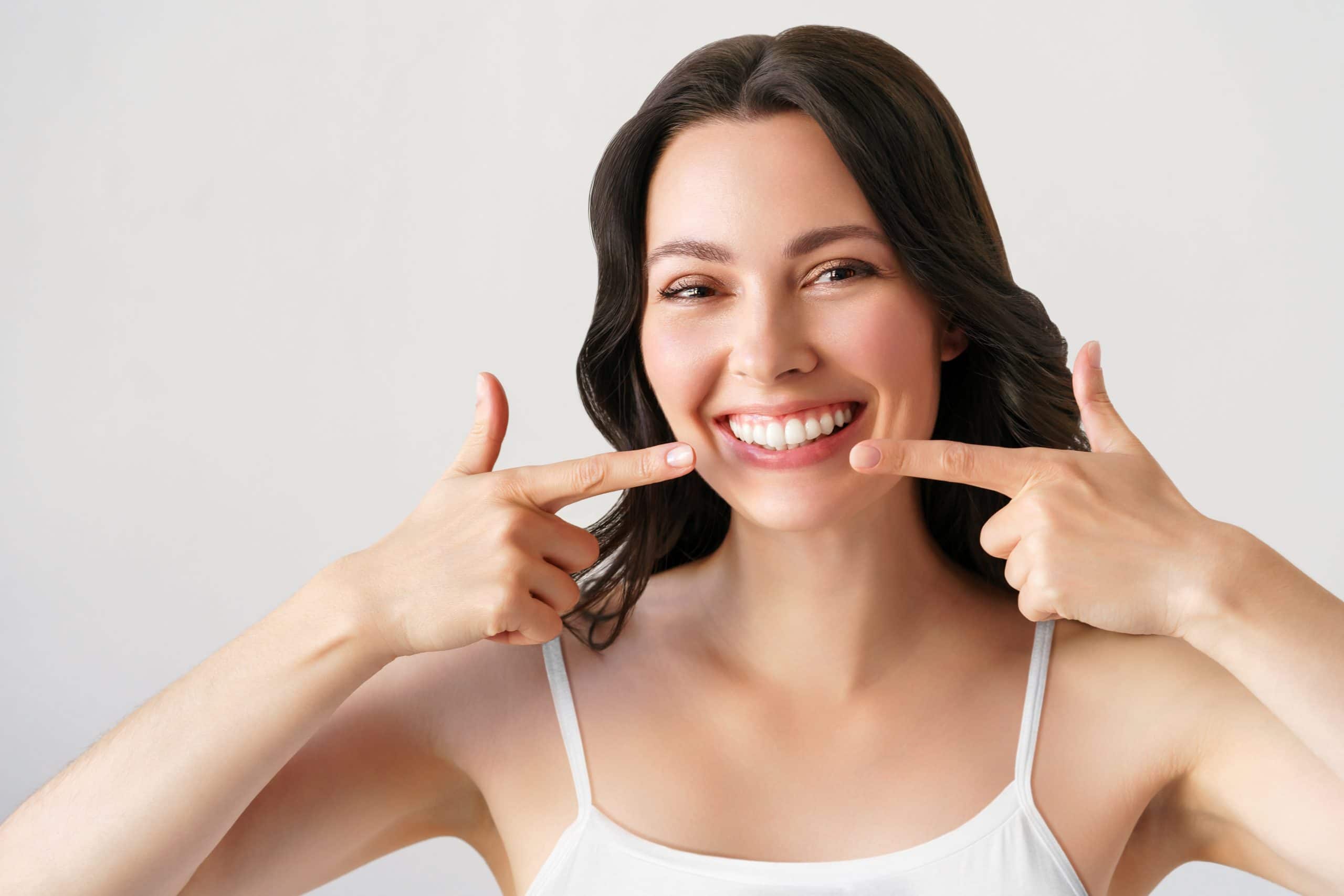 ¿Cuáles son los tratamientos de estética dental?