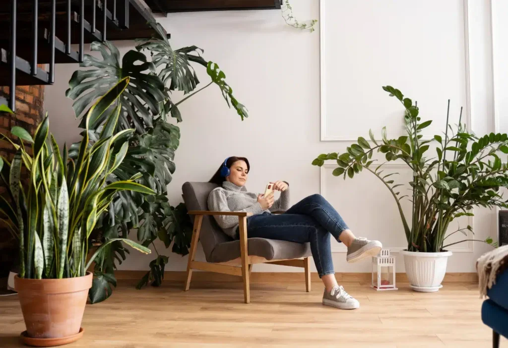 Cómo Utilizar Plantas para decorar y crear un salón más amplio y estilizado