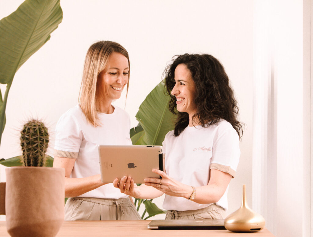 Entrevista a Beatriz María Delgado Plaza y Lucía Gutiérrez Sánchez, de Clínica Dental Delgado & Gutiérrez