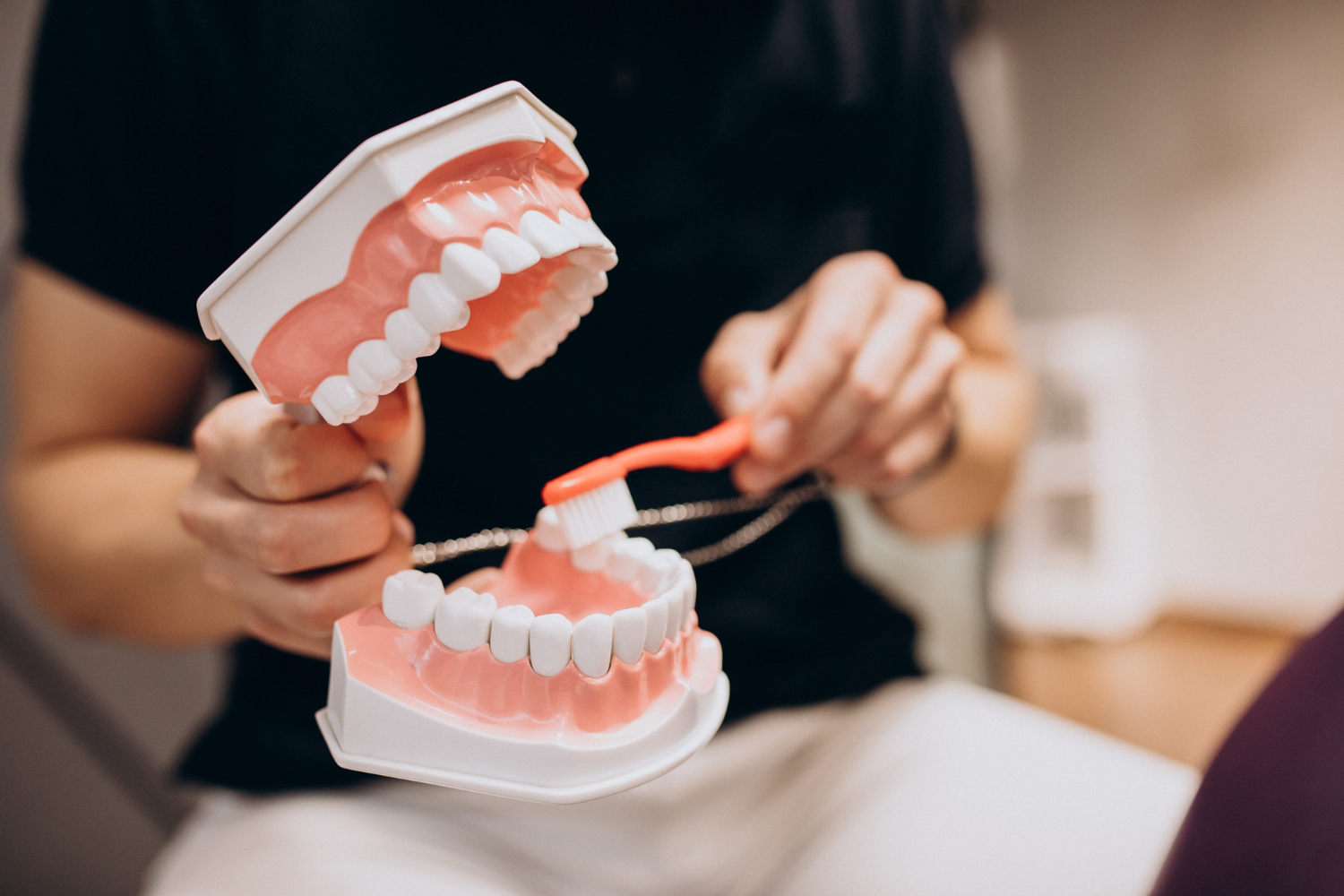 Prótesis dental estética: una solución brillante en el mundo de la odontología