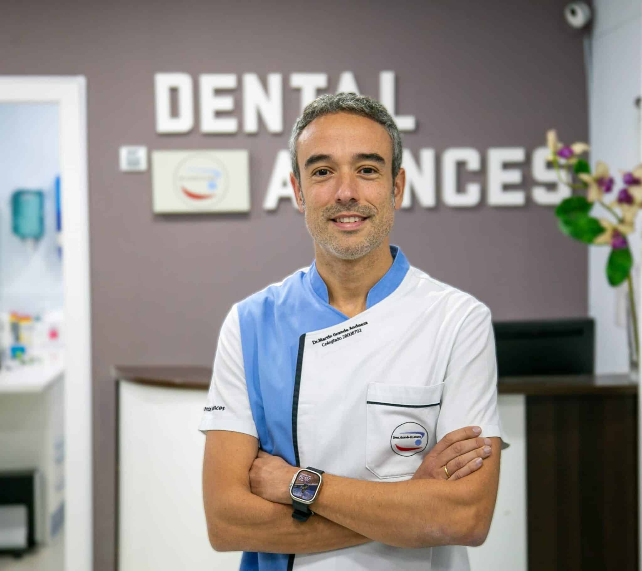 Martín Grande y María Lozano, de Dental Avances: «Nosotros abarcamos todas las especialidades que existen en el mundo de la odontología, tratamos a todos los pacientes por igual, sea cual sea su patología.»